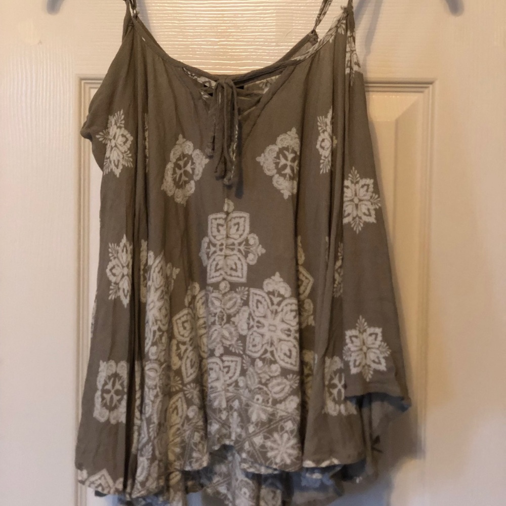 Rue 21 Cold Shoulder Tank Top